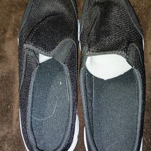 Men's slip ons